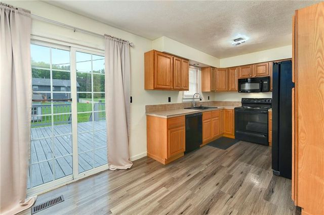 15810 Valentine Street, Belton, MO 64012