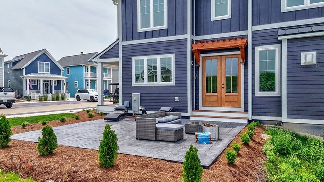 208 Leeward Way, Ottawa, IL 61350