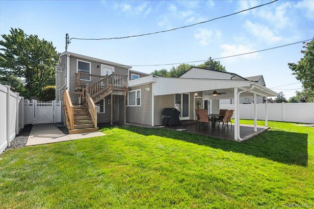 57 Elbow Lane, Levittown, NY 11756