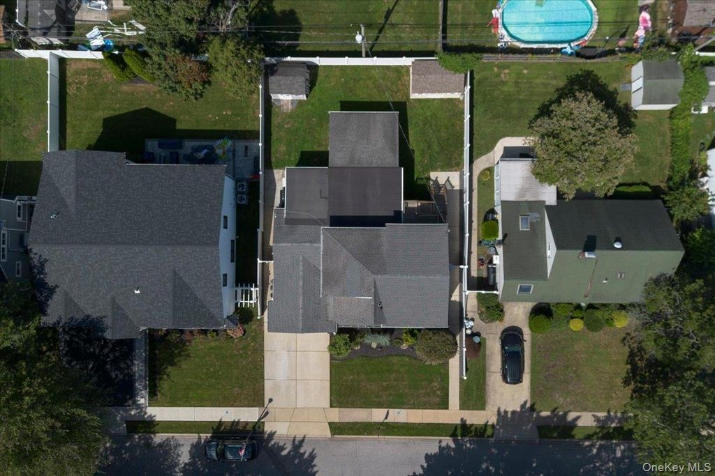 57 Elbow Lane, Levittown, NY 11756 — photo 3