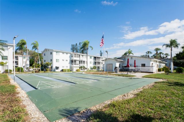 5873 PALM LANE B33, Bradenton, FL 34207