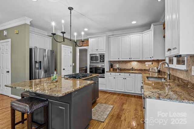 12428 Willingdon Road, Huntersville, NC 28078