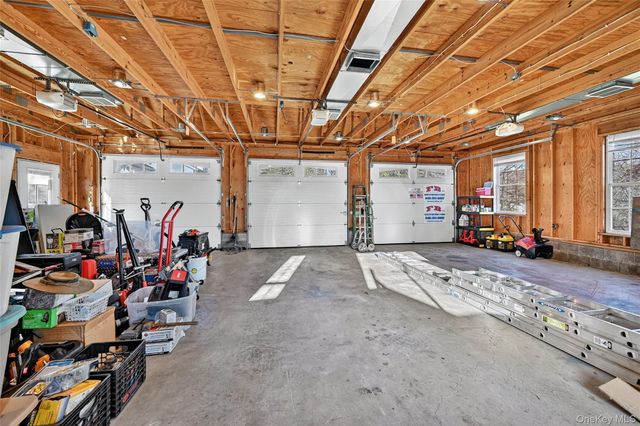 17 Pine Hill Road, Highland Mills, NY 10930