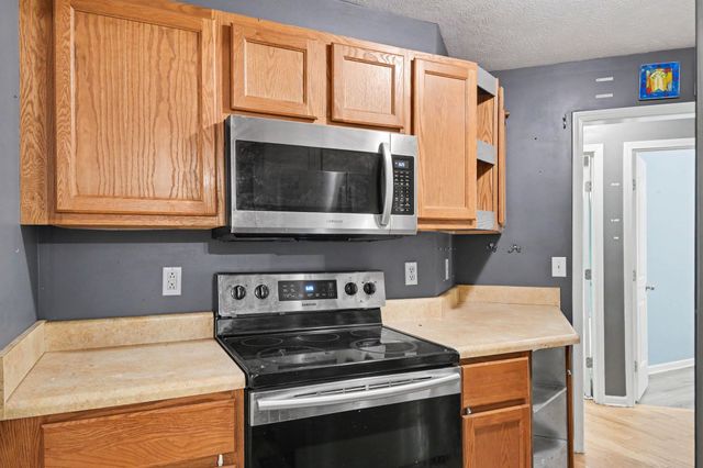 608 South Evening Shade, White Bluff, TN 37187