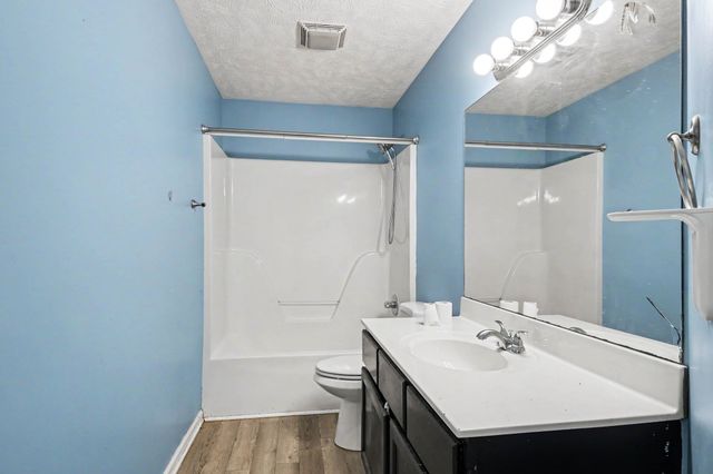 608 South Evening Shade, White Bluff, TN 37187