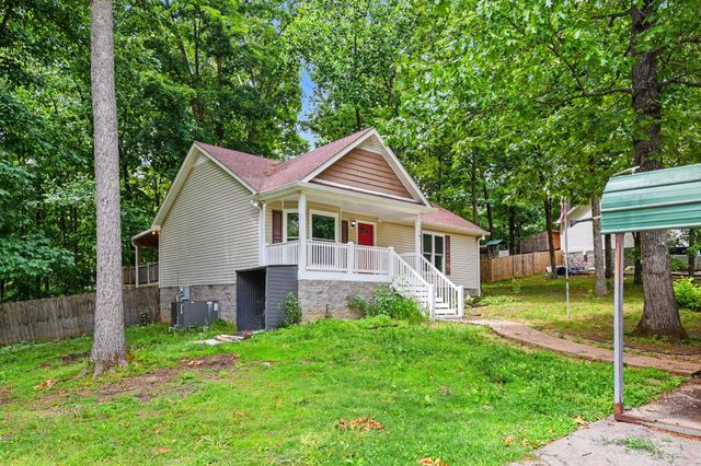 608 South Evening Shade, White Bluff, TN 37187