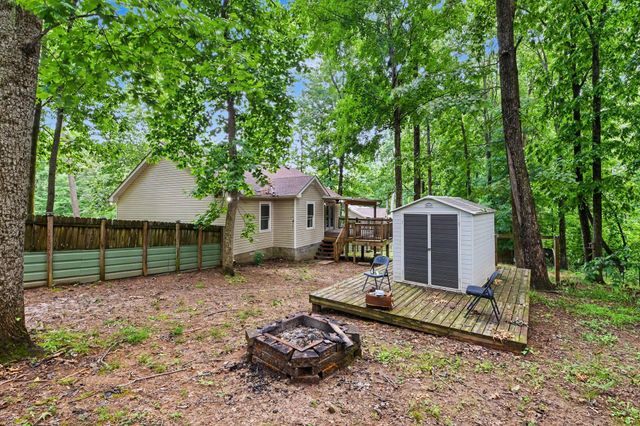 608 South Evening Shade, White Bluff, TN 37187