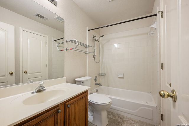 21007 LA PENA DR, San Antonio, TX 78258