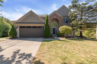 891 Westhills Drive, South Lyon, MI 48178