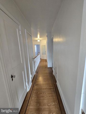 831 FANSHAW, Philadelphia, PA 19111