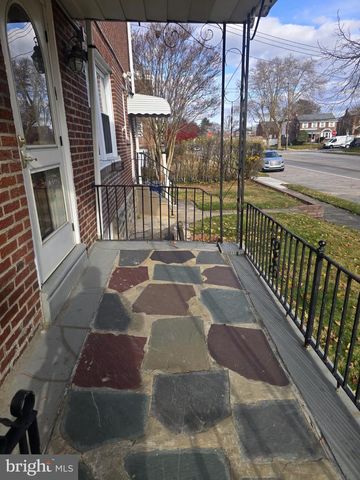 831 FANSHAW, Philadelphia, PA 19111