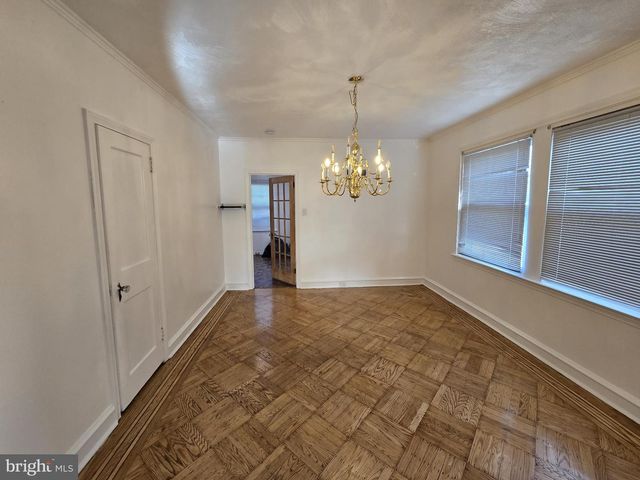 831 FANSHAW, Philadelphia, PA 19111