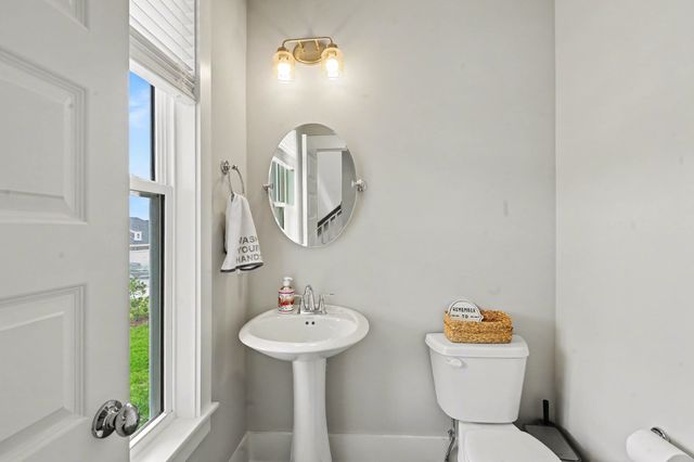 7579 Maggie Dr, Antioch, TN 37013