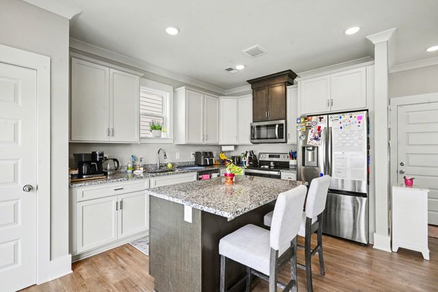 7579 Maggie Dr, Antioch, TN 37013