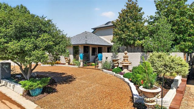 3605 Meadow Lark Lane, Oklahoma City, OK 73120