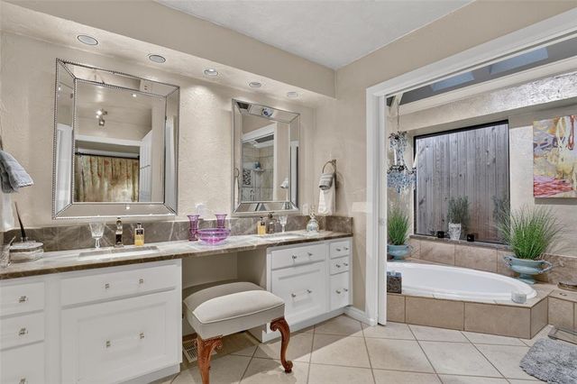 3605 Meadow Lark Lane, Oklahoma City, OK 73120