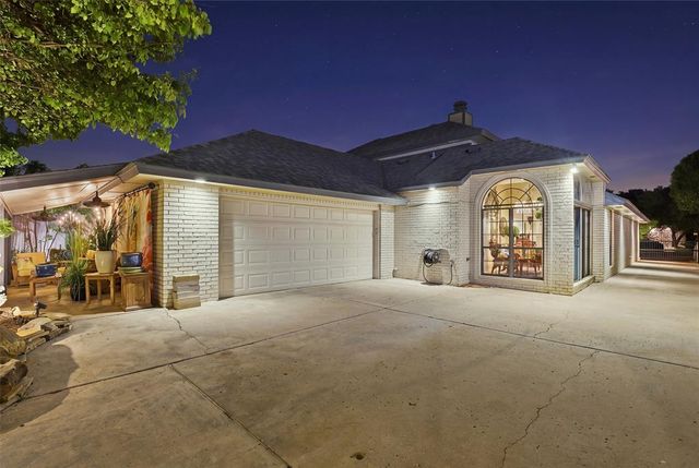 3605 Meadow Lark Lane, Oklahoma City, OK 73120