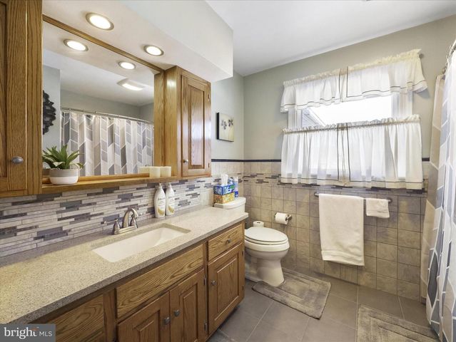 13405 MEADOWVIEW AVE, Waynesboro, PA 17268