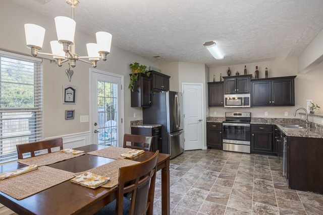 5350 Tony Lama Ln, Murfreesboro, TN 37128