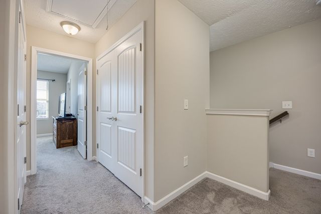 5350 Tony Lama Ln, Murfreesboro, TN 37128