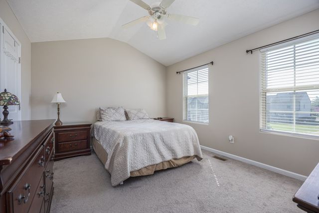 5350 Tony Lama Ln, Murfreesboro, TN 37128