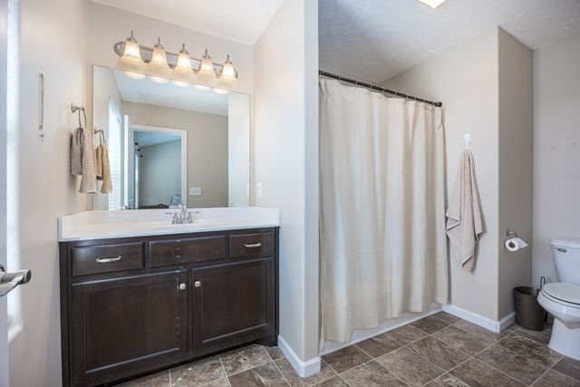 5350 Tony Lama Ln, Murfreesboro, TN 37128