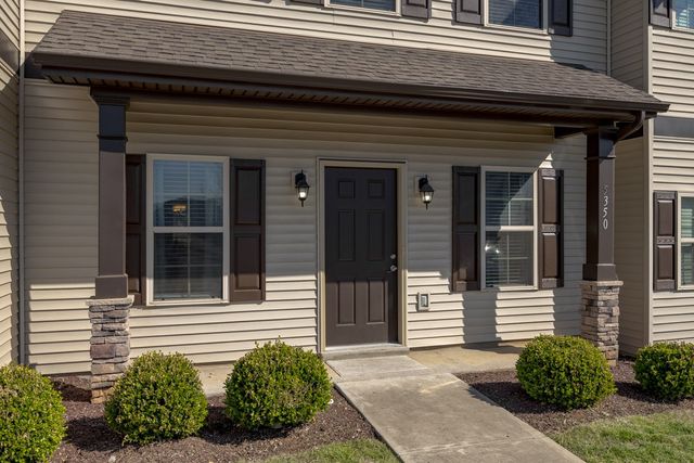 5350 Tony Lama Ln, Murfreesboro, TN 37128