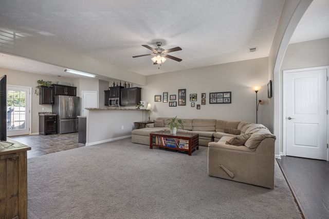 5350 Tony Lama Ln, Murfreesboro, TN 37128