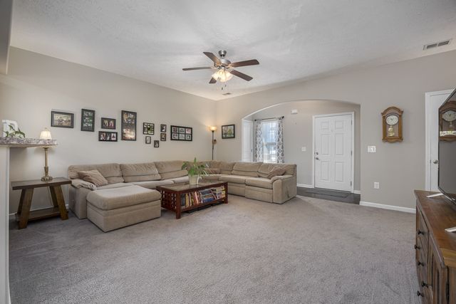 5350 Tony Lama Ln, Murfreesboro, TN 37128