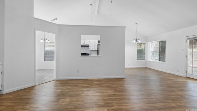 14614 HIGHLAND RDG, San Antonio, TX 78233