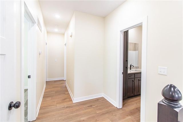 107 S Jefferson Avenue, Knob Noster, MO 65336