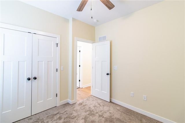 107 S Jefferson Avenue, Knob Noster, MO 65336