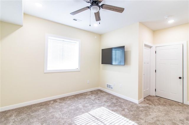 107 S Jefferson Avenue, Knob Noster, MO 65336