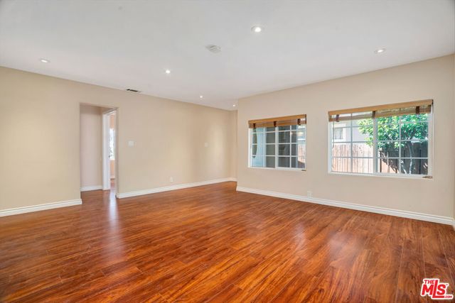 10743 Mountair Avenue, Tujunga, CA 91042