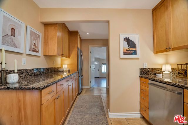 10743 Mountair Avenue, Tujunga, CA 91042