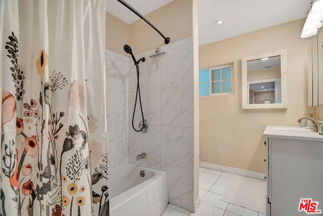 10743 Mountair Avenue, Tujunga, CA 91042