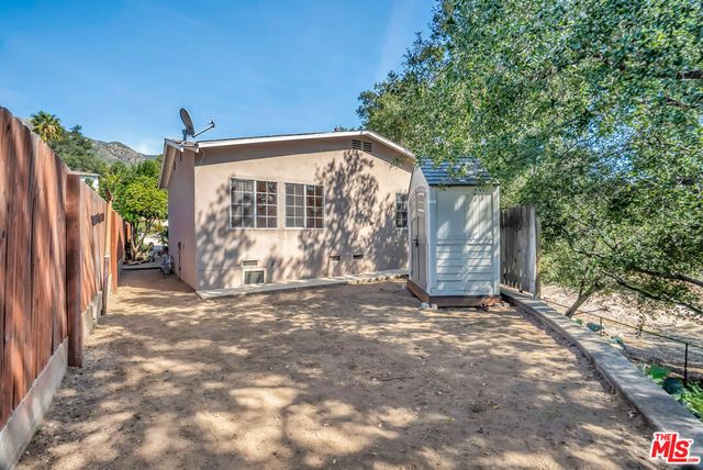 10743 Mountair Avenue, Tujunga, CA 91042