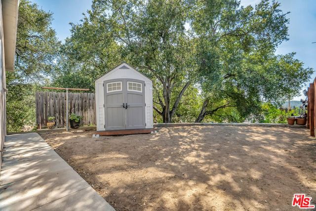 10743 Mountair Avenue, Tujunga, CA 91042