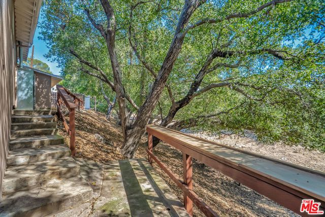 10743 Mountair Avenue, Tujunga, CA 91042