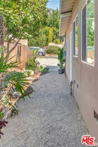 10743 Mountair Avenue, Tujunga, CA 91042