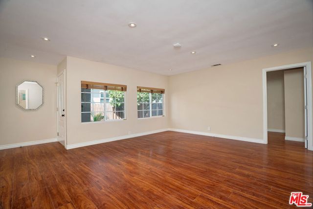 10743 Mountair Avenue, Tujunga, CA 91042