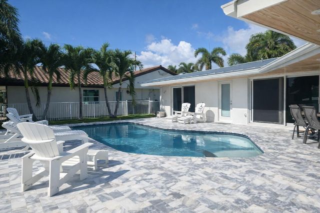 3910 NE 26th Avenue, Lighthouse Point, FL 33064