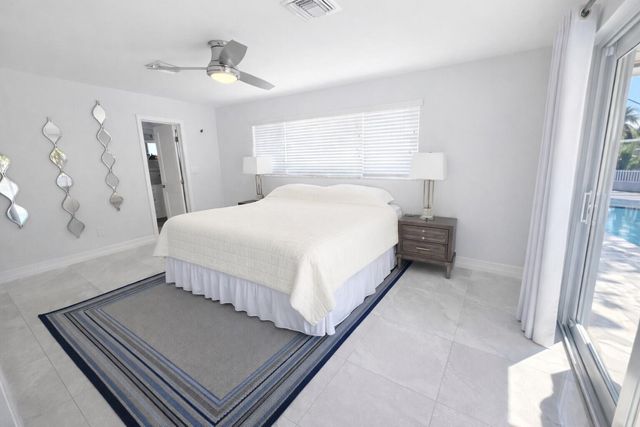 3910 NE 26th Avenue, Lighthouse Point, FL 33064