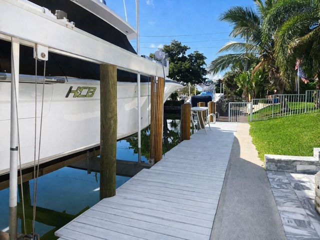 3910 NE 26th Avenue, Lighthouse Point, FL 33064