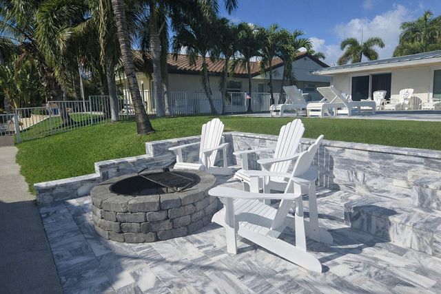 3910 NE 26th Avenue, Lighthouse Point, FL 33064