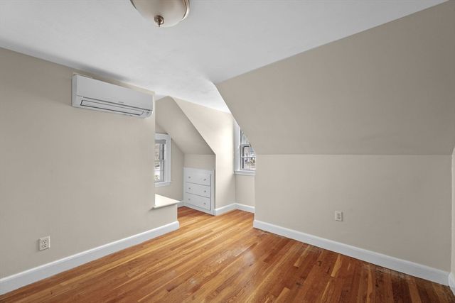 9 Oxbow Road, Lynnfield, MA 01940