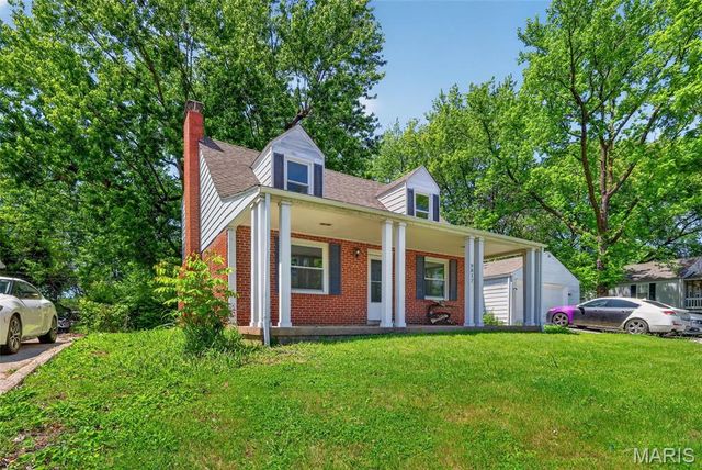 9817 Balboa Drive, St Louis, MO 63136