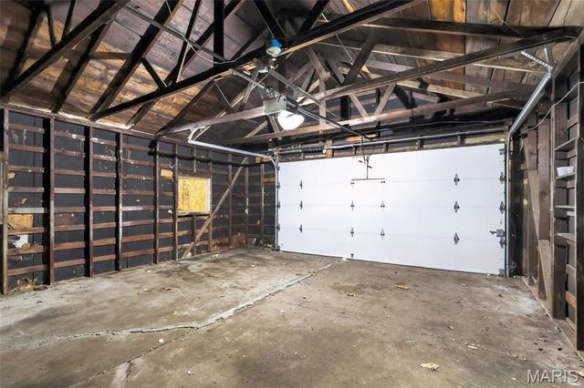 9817 Balboa Drive, St Louis, MO 63136