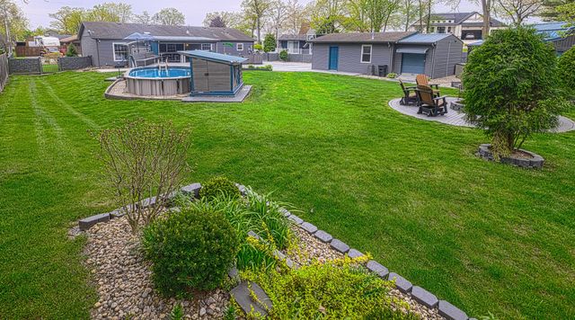 7512 W 136th Place, Cedar Lake, IN 46303