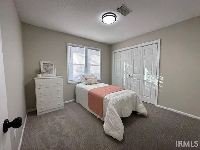 800 W ROBERTS Avenue, Marion, IN 46952